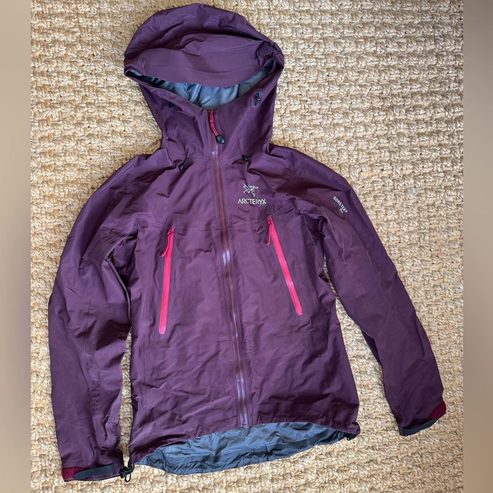 Arcteryx gortex shell women’s